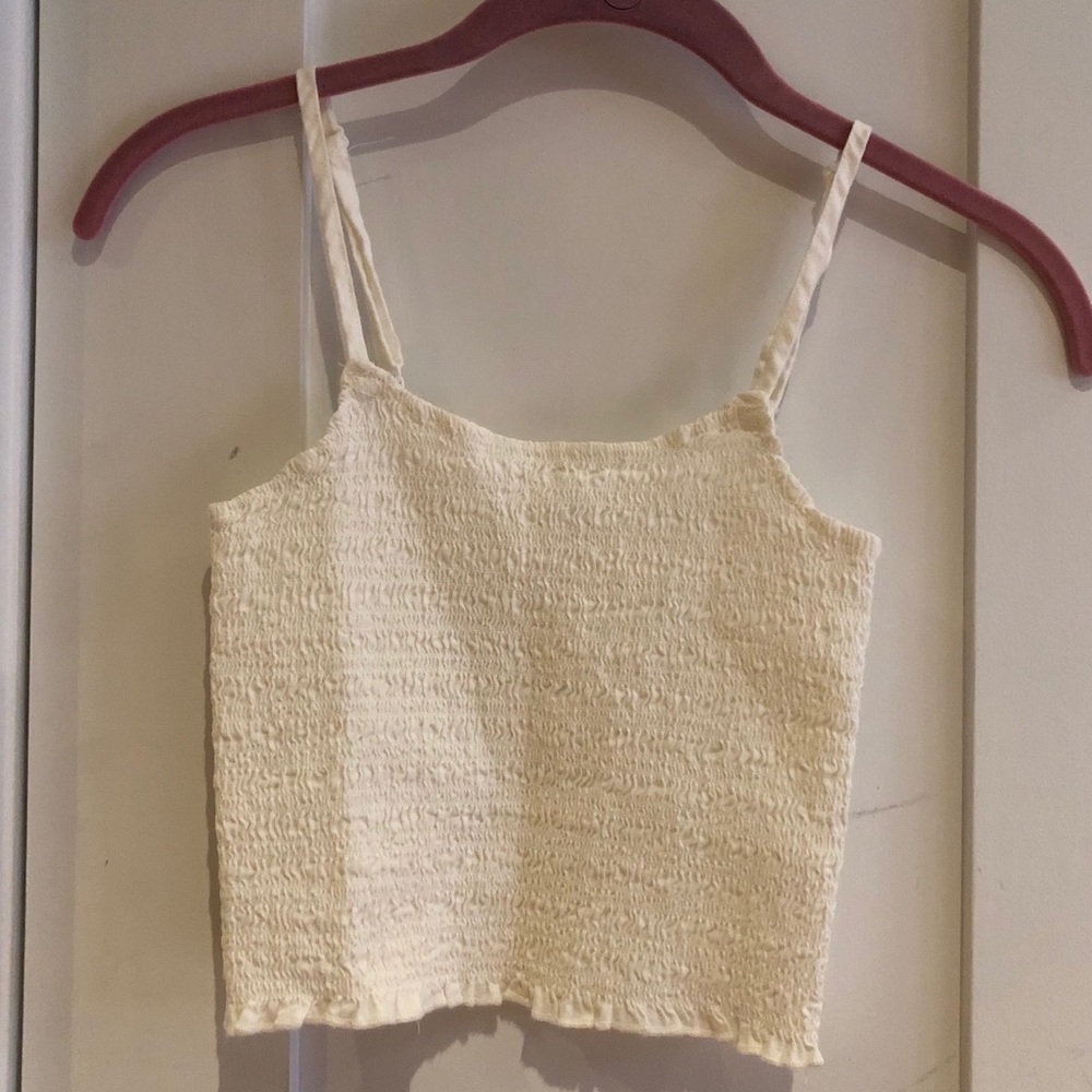 Brandy Melville scrunched white top